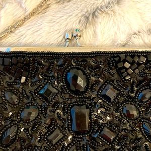 Evening bag beaded black